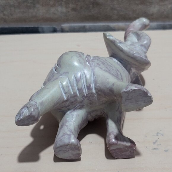 Small Hand Carved Elephant Figurine Pink White Stone Marble Onyx Trunk Raised - Picture 6 of 12